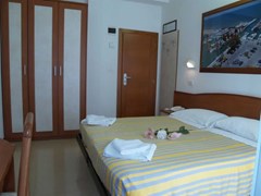 San Marino Hotel - photo 12