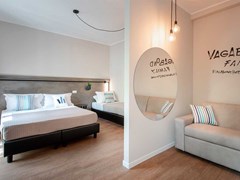 Vagabond Hotel - photo 9