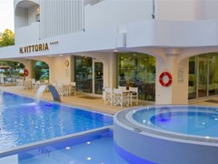 Vittoria Hotel - photo 1