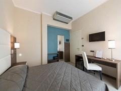 Reginna Palace Hotel - photo 17