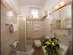 King Hotel - photo 11