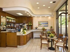 King Hotel - photo 7