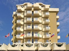 Oceanic Hotel - photo 2