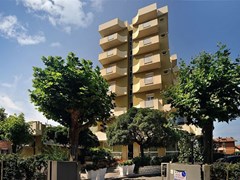 Oceanic Hotel - photo 1