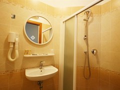 Senyor Hotel - photo 10