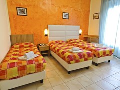Vannucci Hotel - photo 15