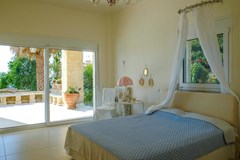 Villa Dina in Nea Skioni - photo 9