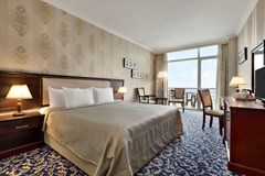 Ramada Baku Hotel - photo 13