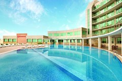 Ramada Baku Hotel - photo 2
