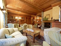 Croux Hotel - photo 8