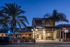 Elotis Suites - photo 1