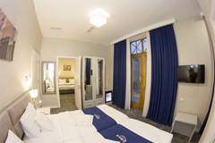 Tribeca Hotel - photo 7