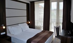 Zara Hotel - photo 22