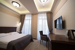 Boulevard Hotel - photo 1