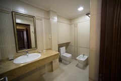 Boulevard Hotel - photo 3