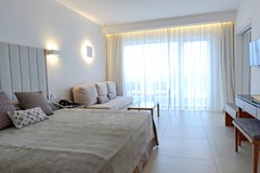 Sunrise Pearl Hotel & Spa - photo 40