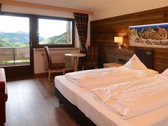 Alaska Hotel - photo 18