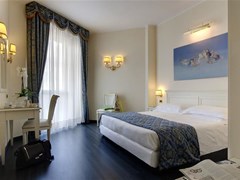 Panoramic Plaza Hotel - photo 29