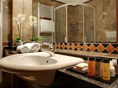 Panoramic Plaza Hotel - photo 33