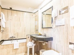 Giolli Nazionale Hotel - photo 27
