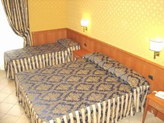 Mariano Hotel - photo 10