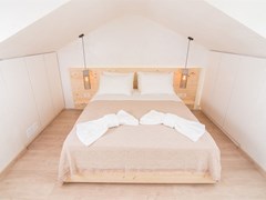 Panellinion Luxury Rooms : Suite - photo 12