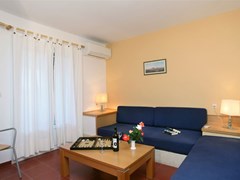 Scorpios Hotel and Apartments - photo 14