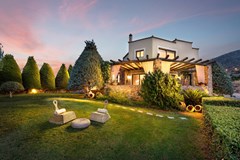 Villa Golden Crest - photo 1
