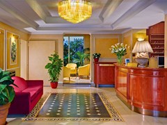 Corona D Italia Hotel - photo 2