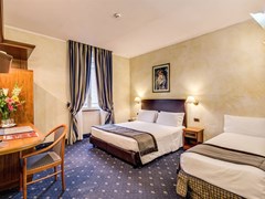 Al Manthia Hotel - photo 13