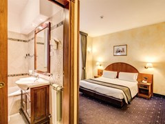 Al Manthia Hotel - photo 14