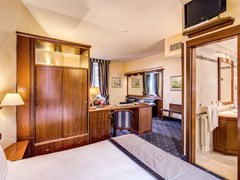 Al Manthia Hotel - photo 20