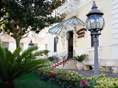 Villa Pinciana Hotel - photo 2