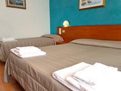 Alexander Hotel - photo 17