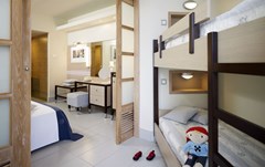 Esperides Beach Family Resort: Family Room - photo 37