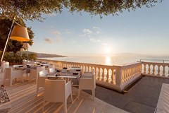 Cocumella Grand Hotel - photo 18