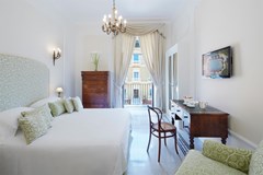 Excelsior Vittoria Grand Hotel: Double Room Garden View - photo 9