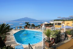 De La Ville Grand Hotel - photo 23