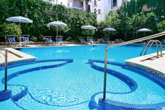 De La Ville Grand Hotel - photo 10