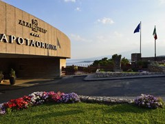Unahotels Capotaormina - photo 1