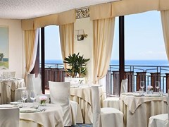 Unahotels Capotaormina - photo 3