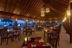 Vilamendhoo Island Resort & Spa - photo 16
