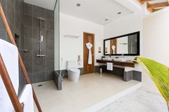 Vilamendhoo Island Resort & Spa - photo 45