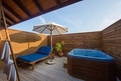 Vilamendhoo Island Resort & Spa - photo 156