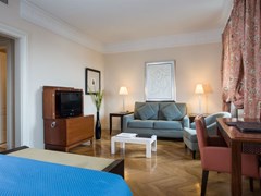Luxe Rose Garden Hotel Roma - photo 9