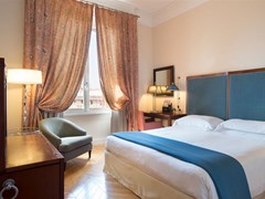 Luxe Rose Garden Hotel Roma - photo 15