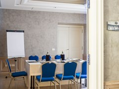 Luxe Rose Garden Hotel Roma - photo 21