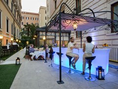 Luxe Rose Garden Hotel Roma - photo 1