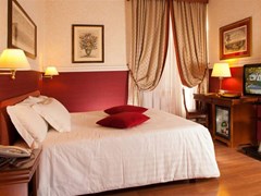 Cosmopolita Hotel - photo 17