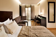 O&B Athens Boutique Hotel - photo 9